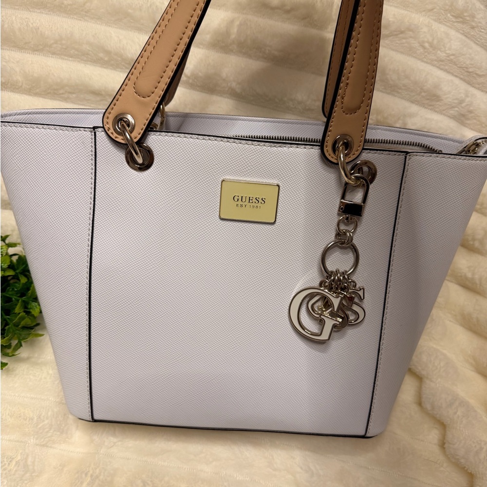 Guess white and Tan Tote Bag - Picture 9 of 11